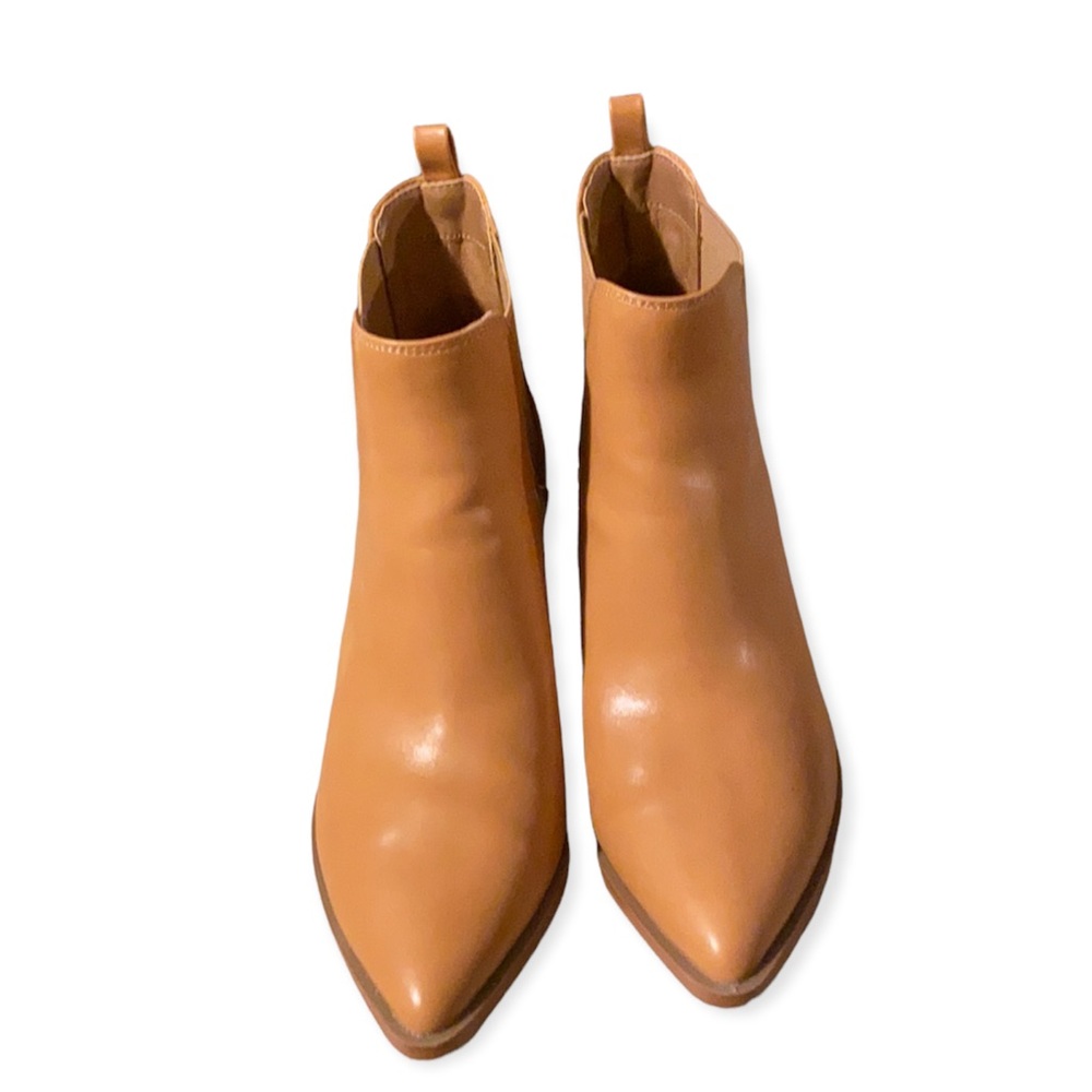 Beautiful boots - Picture 3 of 4